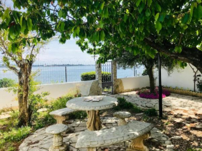 ''Barrou'' Au bord de l'étang de Thau à Sète villa 120 m2